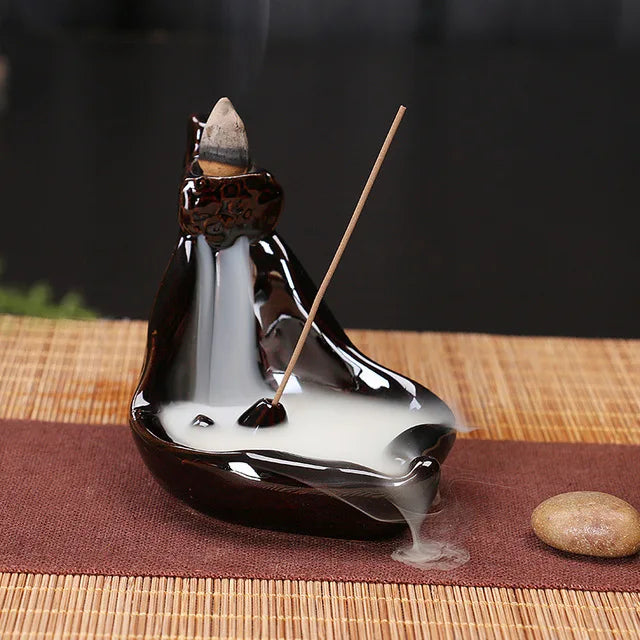 Fontaine à Encens Cascade Élégante en Céramique – Fumée Zen Backflow