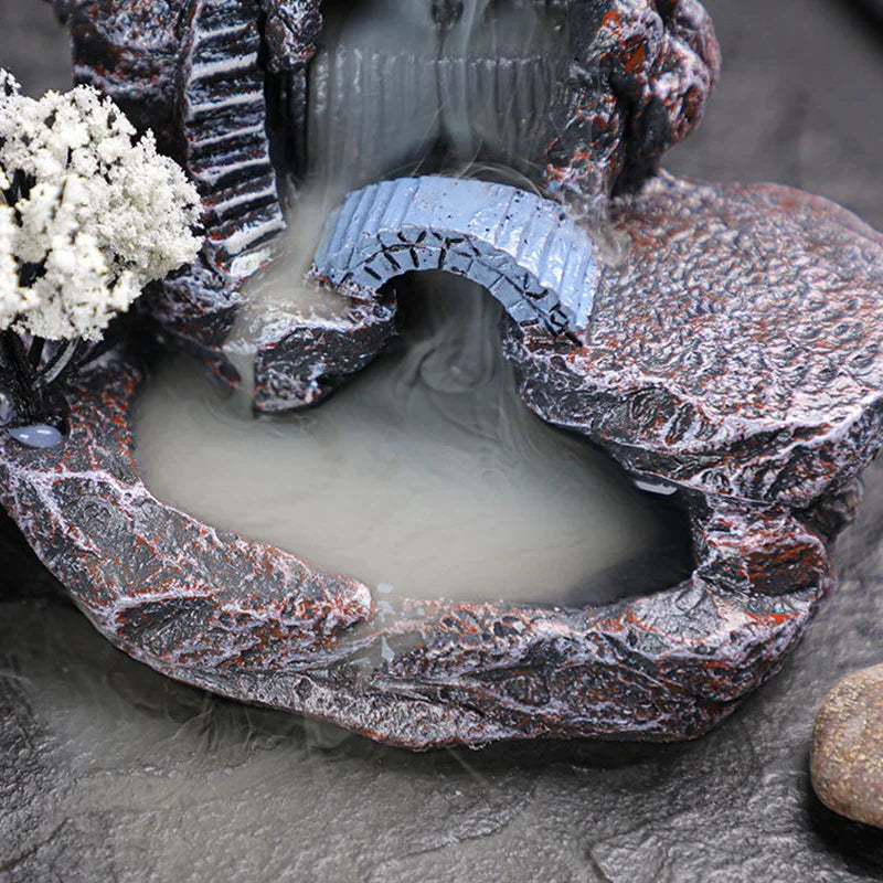 Fontaine à Encens Cascade avec Arbre Blanc en Résine – Support Backflow avec Cônes