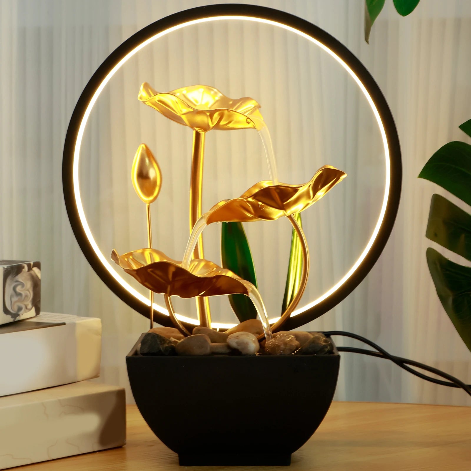 Fontaine d’Intérieur Lotus Doré – Cascade Zen avec Anneau LED USB