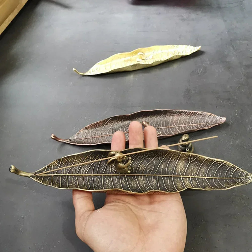 Porte-Encens en Métal Feuille – Support Bâtonnets d’Encens Zen