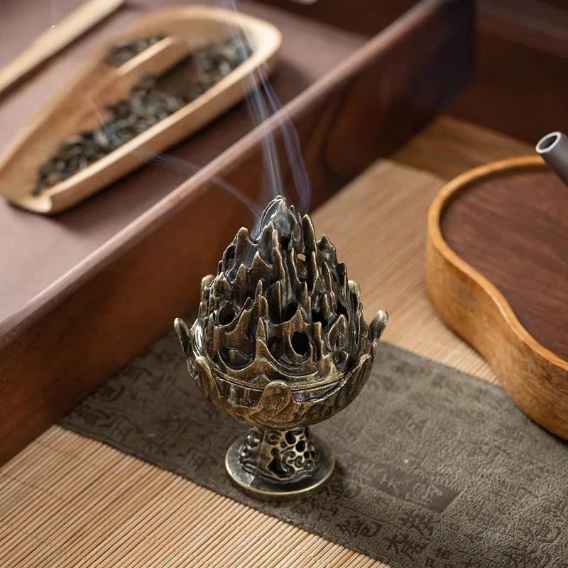 Porte-Encens Vertical en Alliage – Mini Encensoir Creux de Table