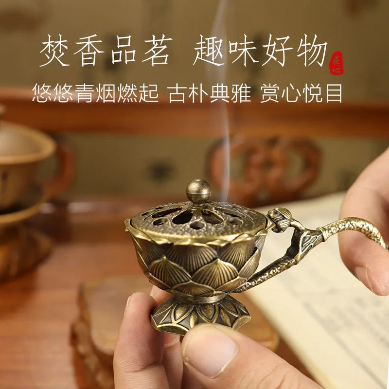 Porte-Encens Lotus en Laiton – Support Métal Rétro avec Poignée