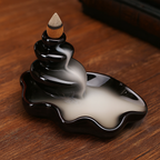 Fontaine à Encens Cascade Élégante Galets en Céramique – Fumée Zen Backflow